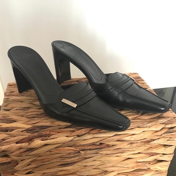 CHANEL Authentic - Made in Italy ✨ Blk Leather - Picture 3 of 7